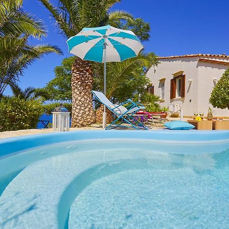 Villa Ginestra - Scopello-Villas スコペッロ エクステリア 写真